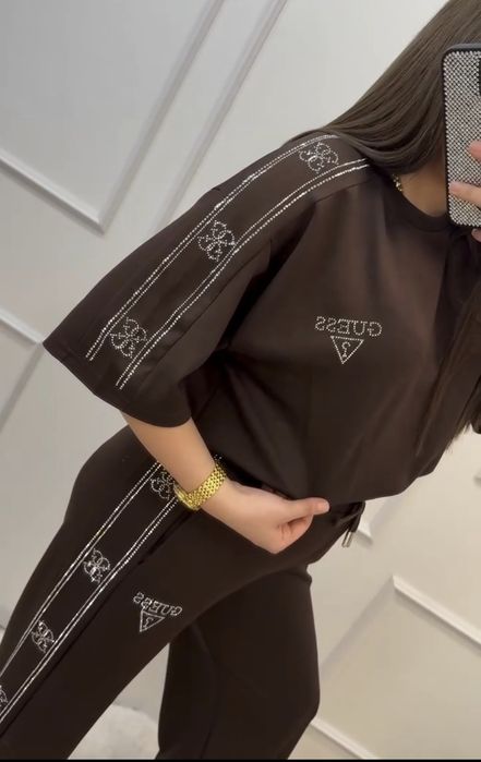 Новинка на літо Guess