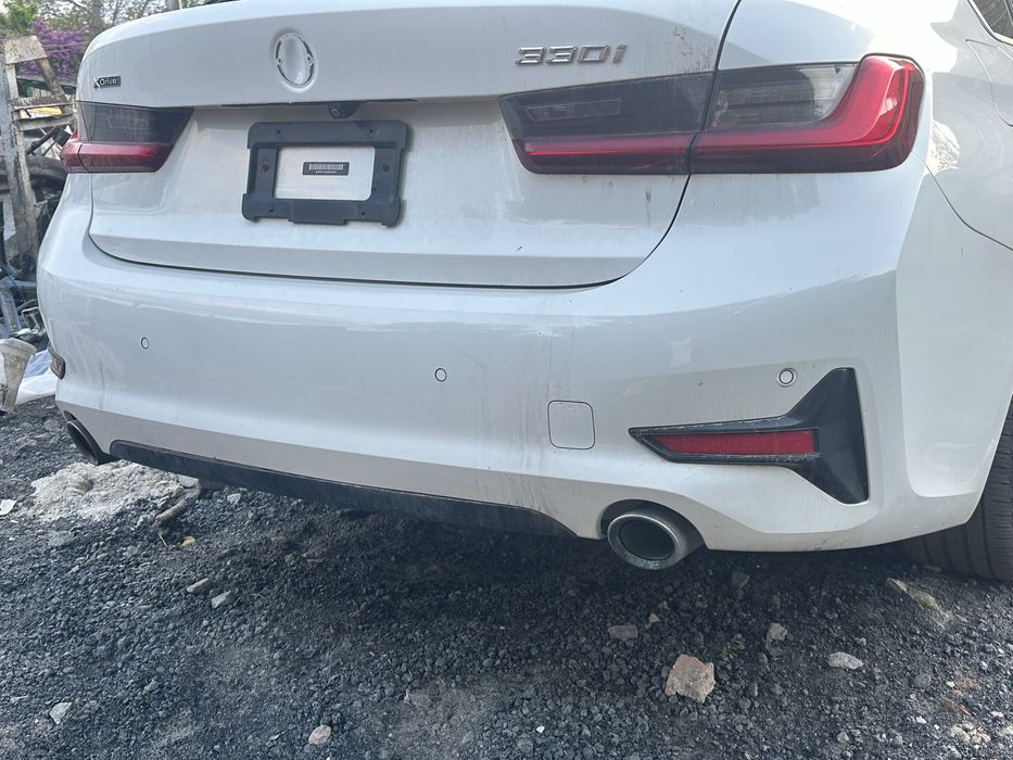Задній бампер bmw g20