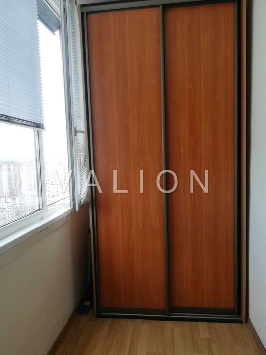 Продаж однокімнатної квартири, вул. Михайла Гришка, буд. 9