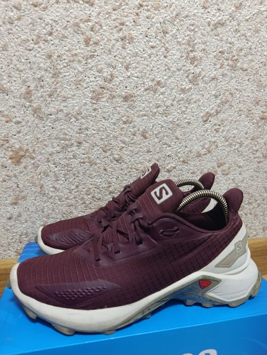 Жіночі кросівки Salomon Women Alphacross