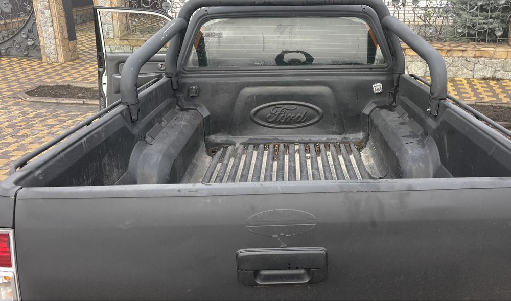 Продам  Mitsubishi л200 пикап