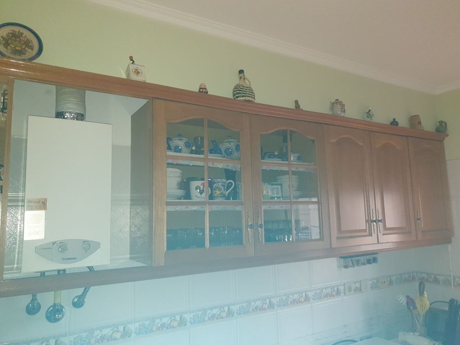 Mobiliário de cozinha lava louça e placa Bosch