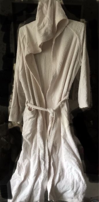 Разные теплые халаты