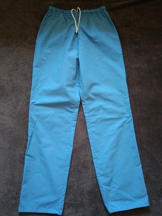 Різні медичні кофти та брюки