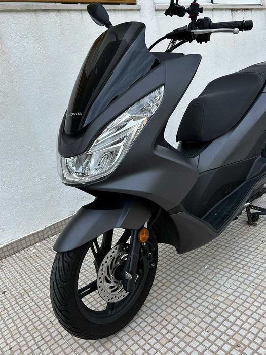 Honda PCX 125 (2018) | 6.900 km | Super Económica | Capacete incluído ...