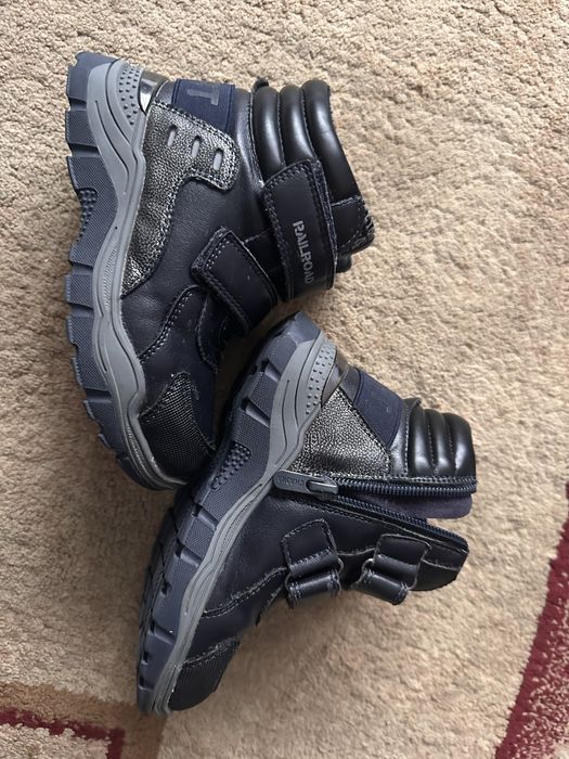 Чобітки та уги дитячі