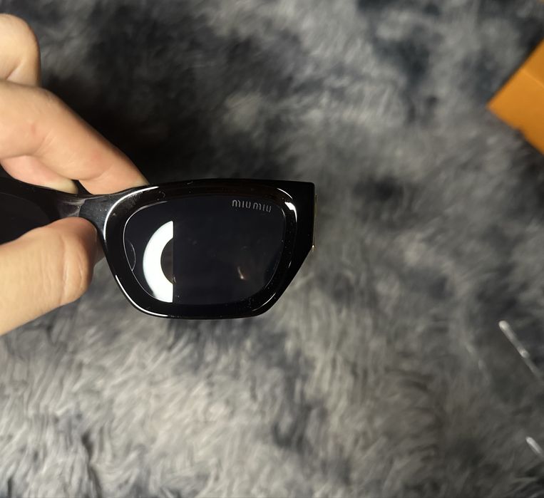 Nowe okulary miumiu czarne zapraszam