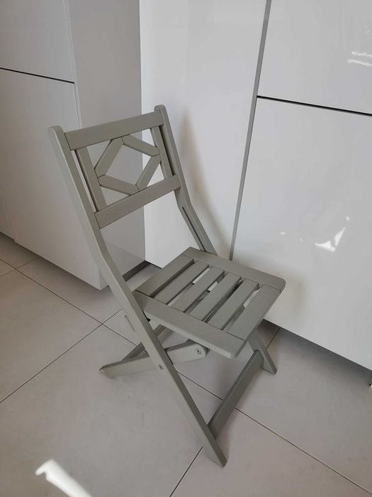 IKEA BONDHOLMEN Mesa + 2 cadeiras + 2 almofadas, exterior/fora/veranda, cinzentos