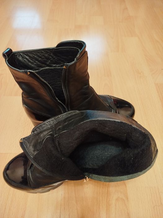 Женские полусапожки . Размер 38.