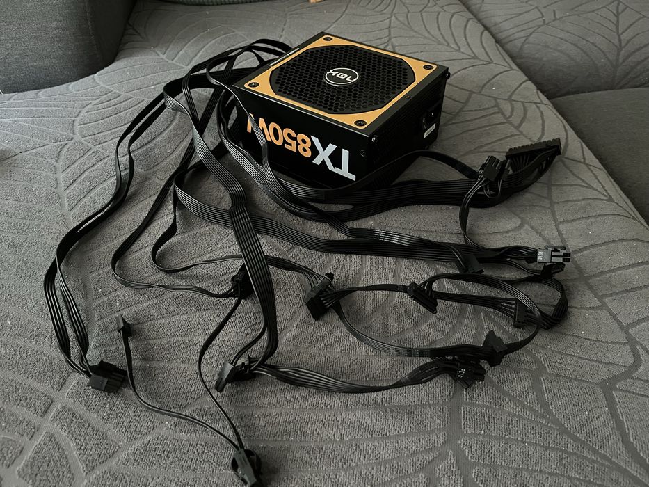 Fonte de alimentacao Nox 850w