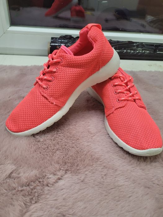 Buty sportowe damskie 37 neonowe