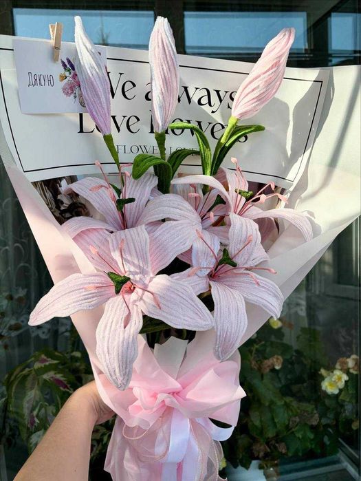 Неймовірний букет лілій ручної роботи