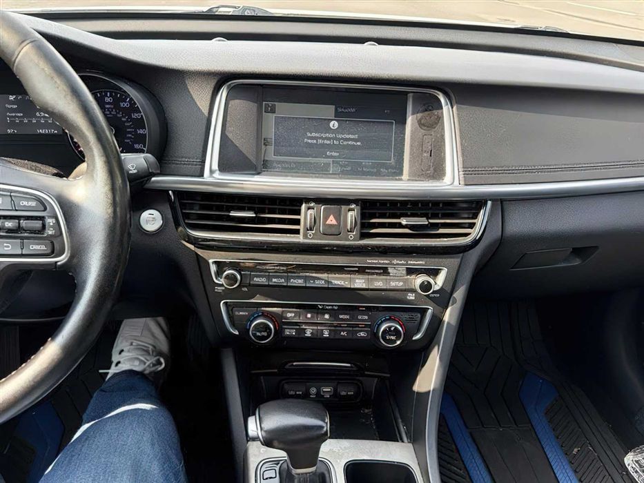 Kia Optima Hybrid      2017