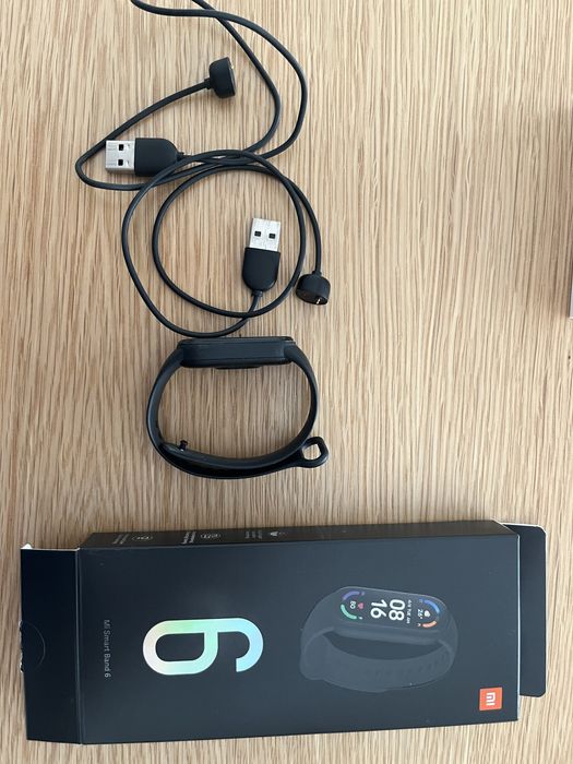 Iphone XR de 64GB + pulseira Mi Smart Band 6