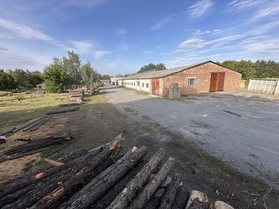 Продам приміщення 1500 + кв.м. Торг