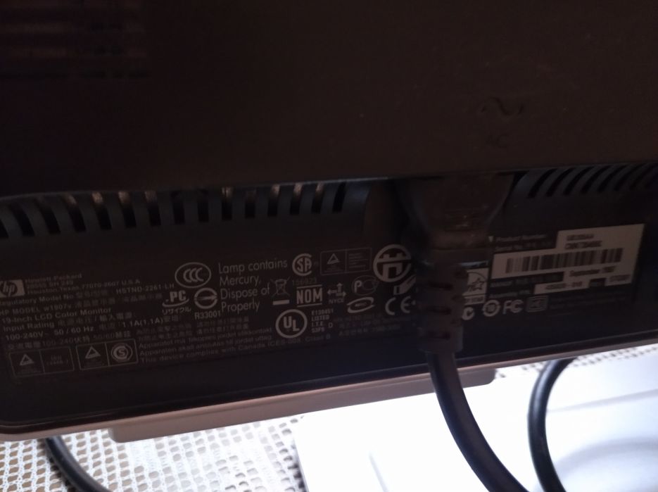 Монітор hp модель w 1907 v