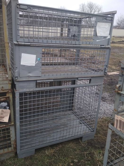 Ящик металевий з кутників та сітки