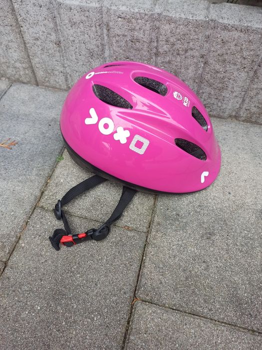 Kask Btwin z Decathlon