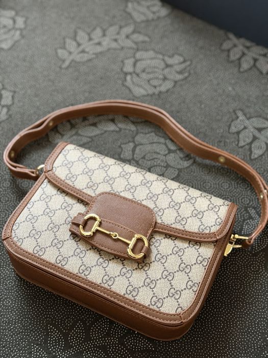 Сумка Gucci  в новому стані