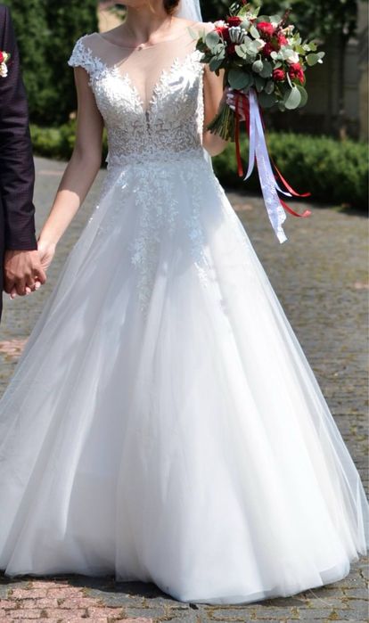 Весільна сукня 42-44