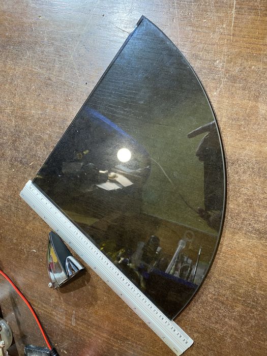 6 штук. Полиця радіусна зі скла Бронза 6 мм.  270х270 мм