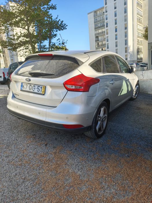 Ford Focus 1.5 TDI — photo 2