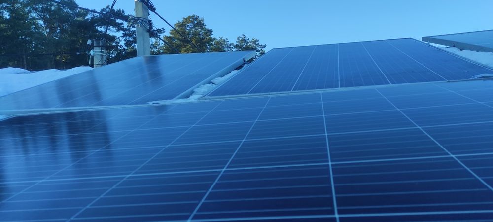 Продам сонячні панелі 275 вт