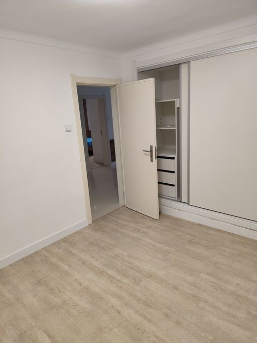 Alugo apartamento Oiã