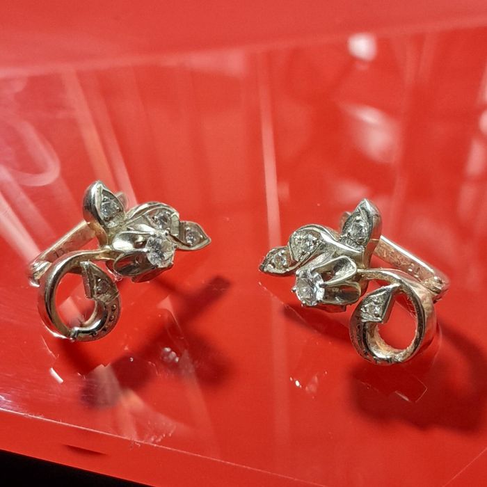 Сережки з діамантами бриллиант Смоленский