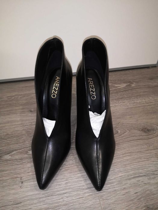 Marca Arezzo botins