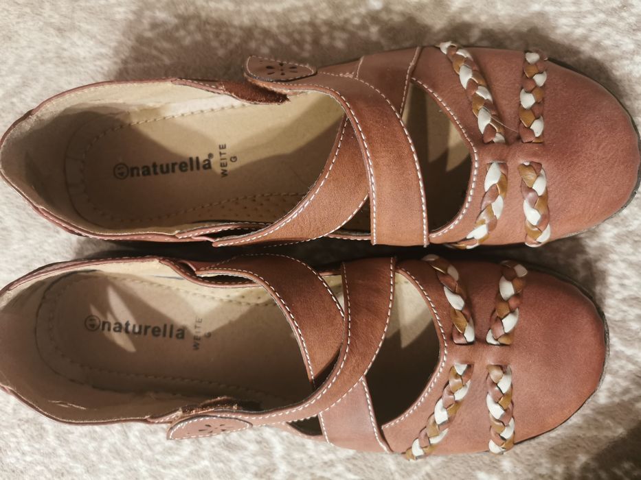 Buty firmy narurella