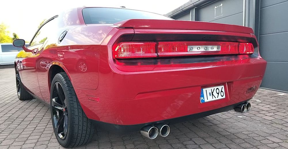 Red Pearl Challenger 3.6 305hp