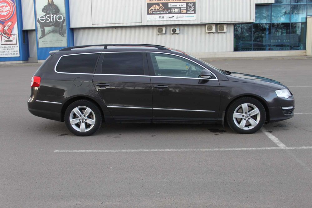 Продам автомобіль Volkswagen Passat B6