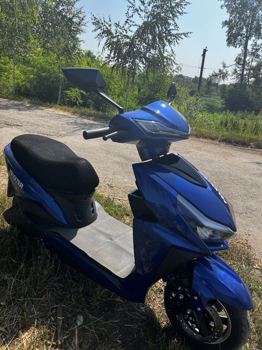 Електроскутер Maxxter NEOS III
