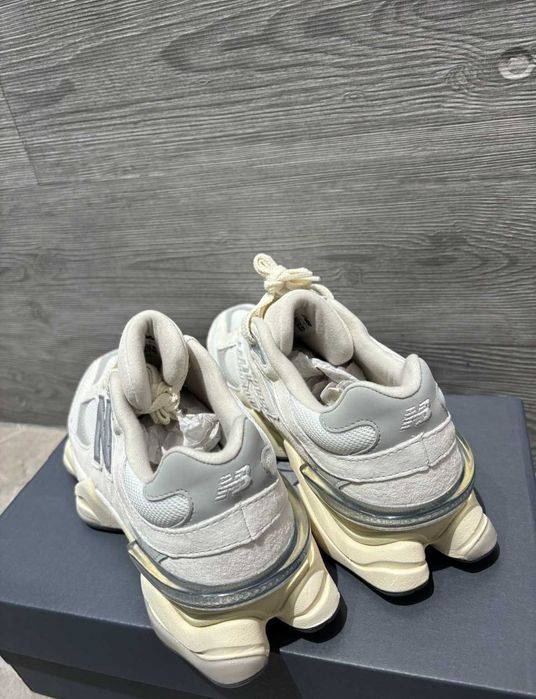 New Balance 9060 Sea Salt White R.38