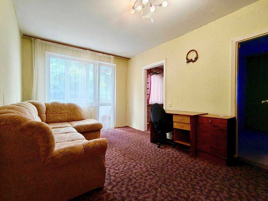 Продаж 3-х кімнатної квартири з меблями по вулиці Самоквасова 18 (мікрорайон Шерстянка)