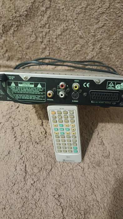 Продам ДВД програвач