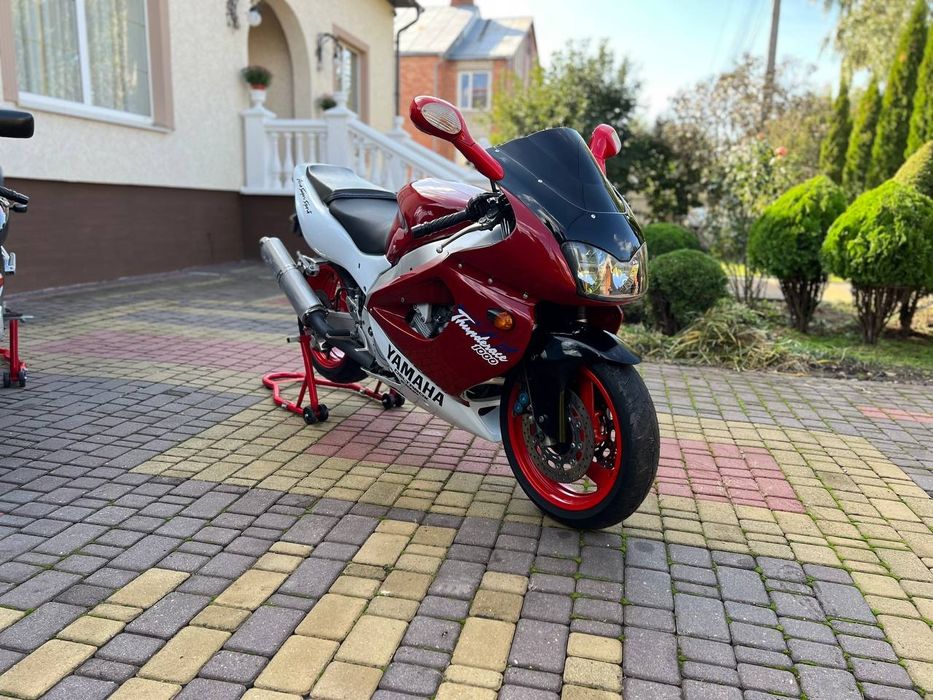 Yamaha yzf 1000r