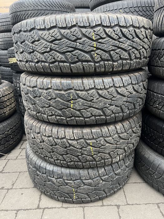 Шини  245/70 R16 A/T