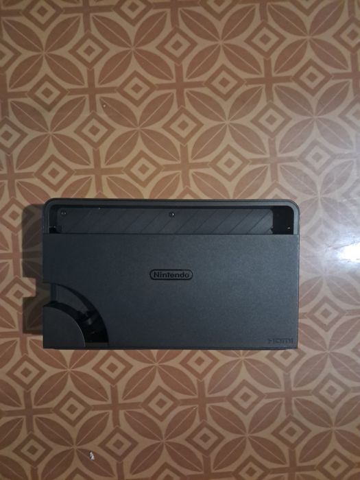 ПРОДАМ Nintendo Switch