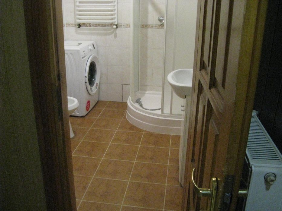 ВЛАСНИК!Оренда ЛІЖКОМІСЦЯ в кімнаті приватного гуртожитка.Без комісії!