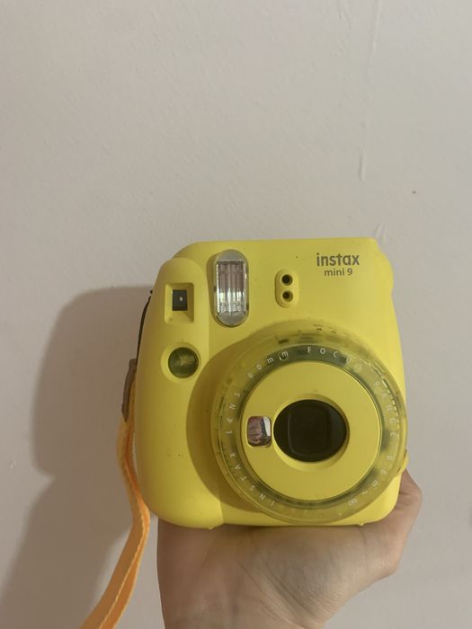 Camara fotografica instax