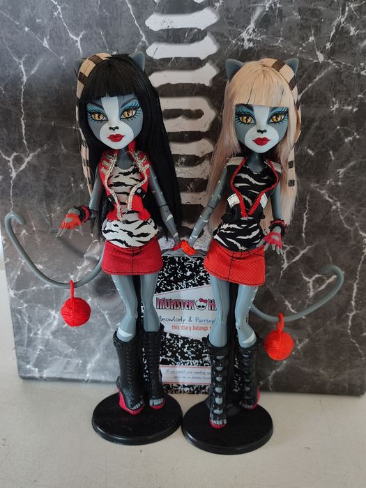 Monster High Purrsephone Meowlody basic