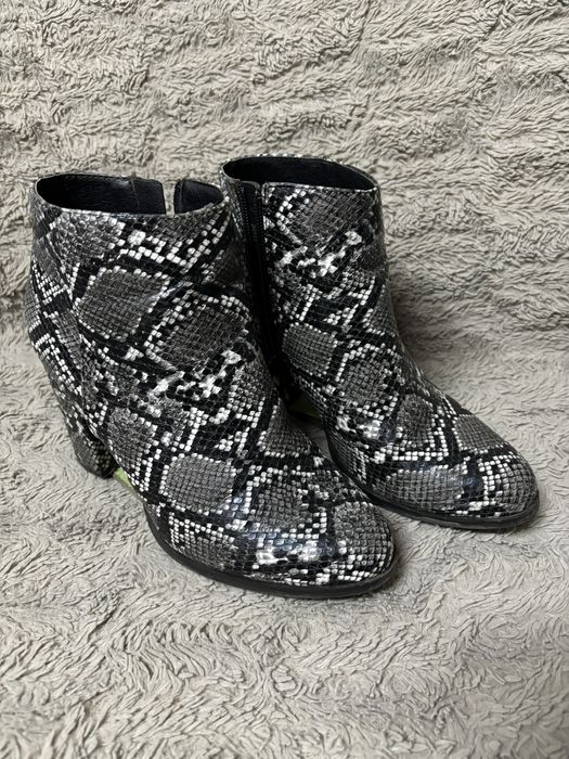 Botki na obcasie