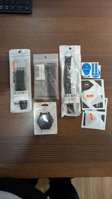 Samsung Galaxy Watch4 Classic + Extras