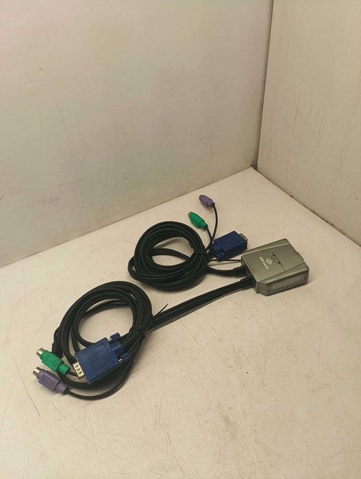 Adapter przełącznik KVM SWITH mini