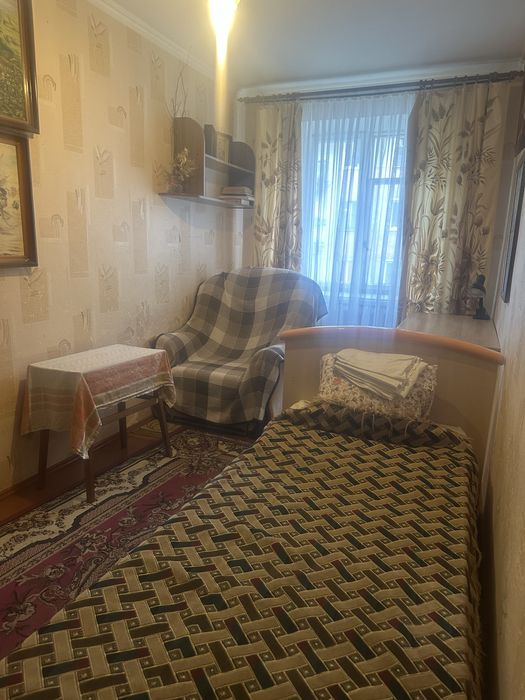 Здається 2х кім в хорошій локації