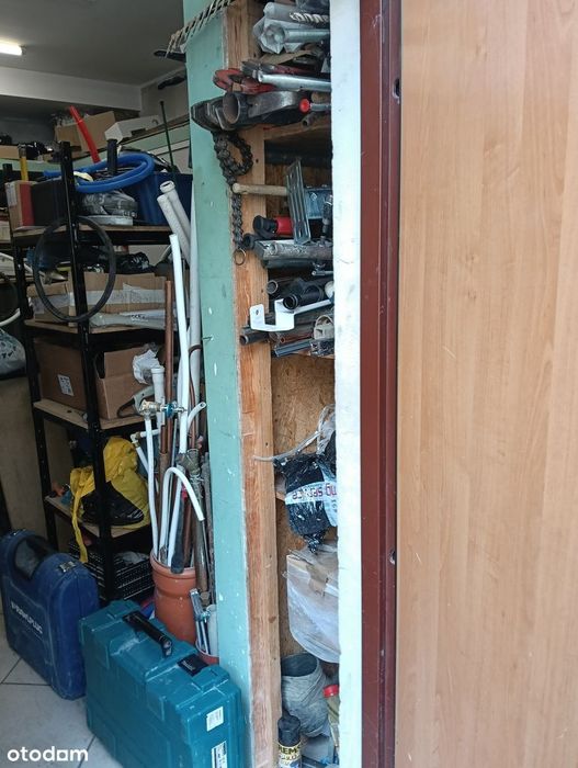 Lokal usługowy z asortymentem hydraulicznym w Śródmieściu