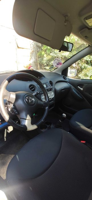 Toyota Yaris 2003  1,0 benzyna
