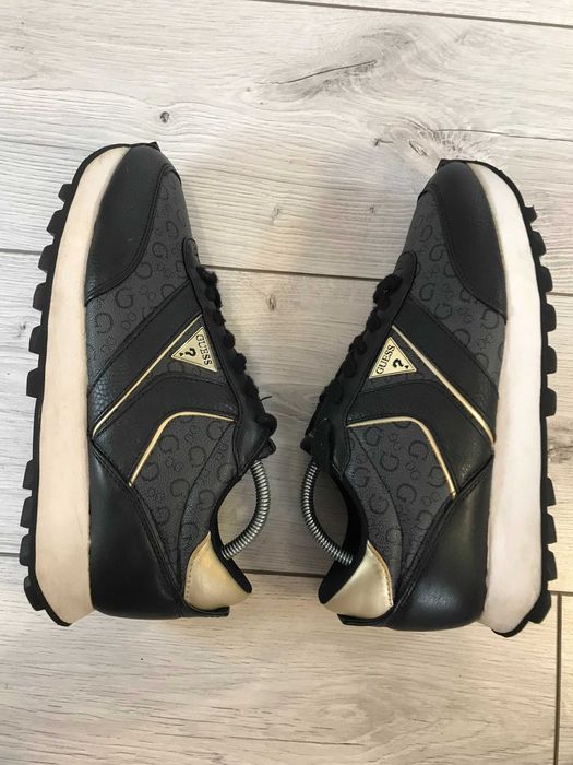 Piękne buty Guess Samsin rozm. 39,5